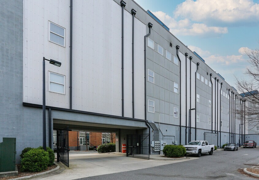 926 Westmere Ave, Charlotte, NC à vendre - Photo de l’immeuble – Image 3 sur 7