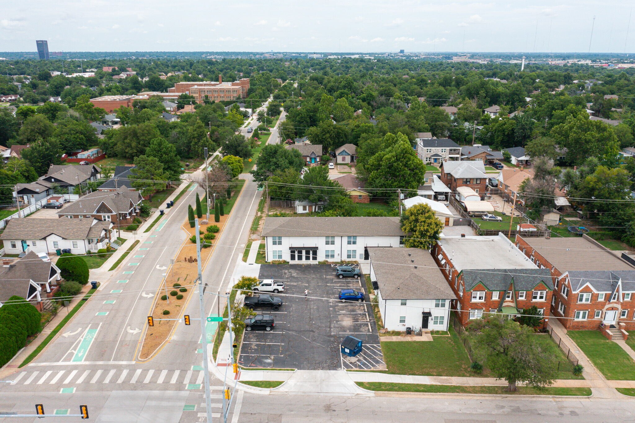 735 NW 30th St, Oklahoma City, OK à vendre Photo principale– Image 1 sur 34