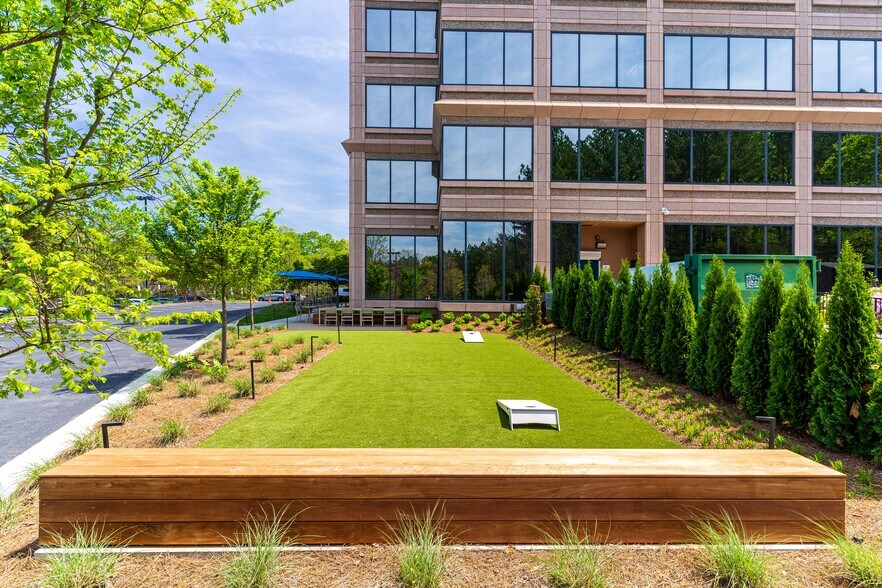 3460 Preston Ridge Rd, Alpharetta, GA à louer - Photo de l’immeuble – Image 2 sur 13