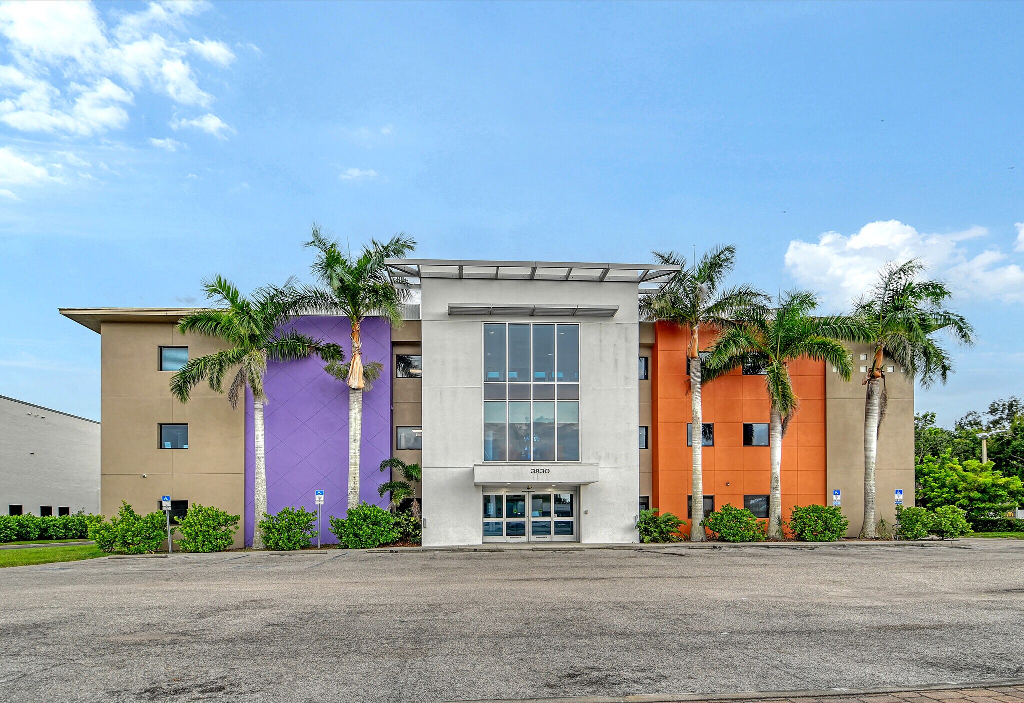 3830 Bee Ridge Rd, Sarasota, FL à vendre Photo principale– Image 1 sur 2