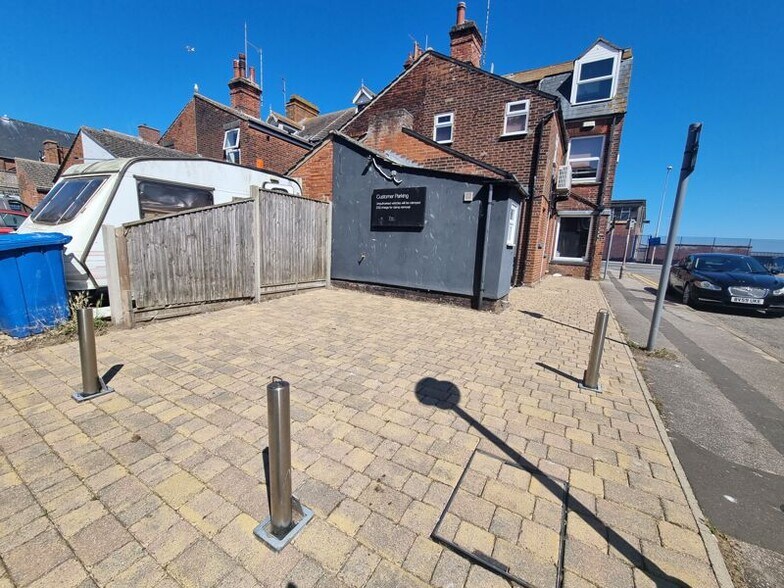 2 Battery Green Rd, Lowestoft à louer - Photo de l’immeuble – Image 3 sur 3