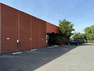 Plus de détails pour 14105 S Avalon Blvd, Los Angeles, CA - Industriel/Logistique à louer