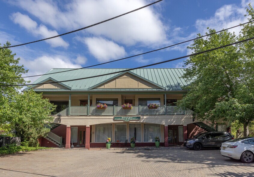 32 Bridge St, Lambertville, NJ à louer - Photo de l’immeuble – Image 2 sur 12