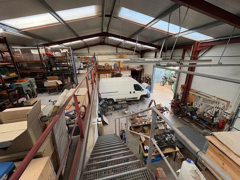 Local d'activités dans Castillon-la-Bataille à vendre - Photo intérieure – Image 3 sur 5