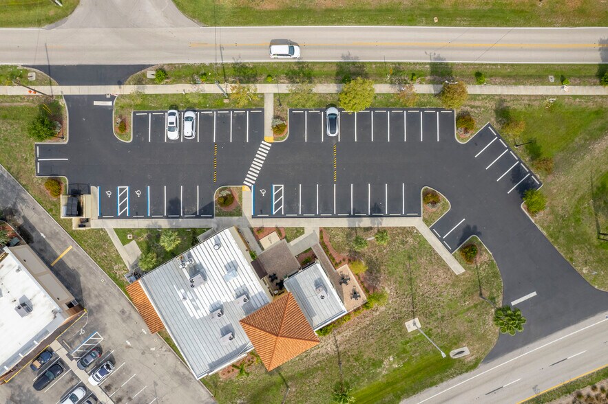 2515 Tamiami Trl, Punta Gorda, FL à vendre - Photo de l’immeuble – Image 3 sur 22