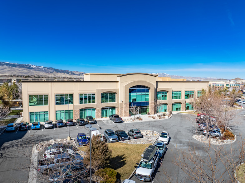 10509 Professional Cir, Reno, NV à louer - Photo de l’immeuble – Image 1 sur 4