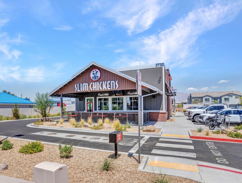 2732 Craig rd, North Las Vegas, NV à vendre - Photo de l’immeuble – Image 1 sur 8