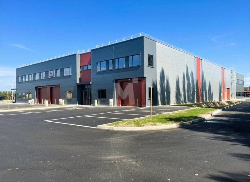 Rue Des Manufactures, Brétigny-sur-Orge à louer - Photo de l’immeuble – Image 3 sur 10