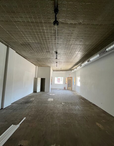 2100 W Lake St, Melrose Park, IL à louer - Photo intérieure – Image 2 sur 4