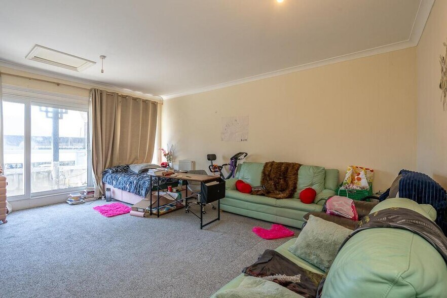 68 Aldwick Rd, Bognor Regis à vendre - Photo de l’immeuble – Image 3 sur 16