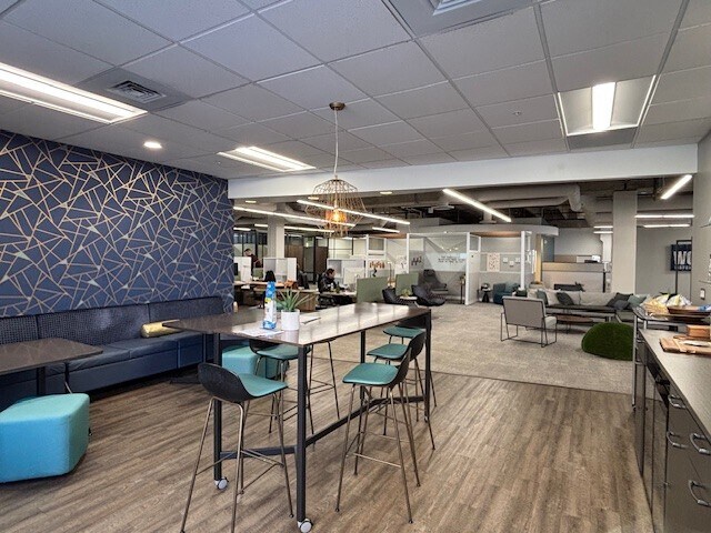 1212 S Broadway, Denver, CO à louer - Photo de l’immeuble – Image 3 sur 12