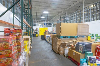 202-206 Pegasus Ave, Northvale, NJ à louer Photo intérieure– Image 1 sur 2