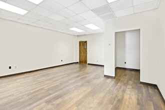 5751 Uptain Rd, Chattanooga, TN à louer Photo intérieure– Image 1 sur 7