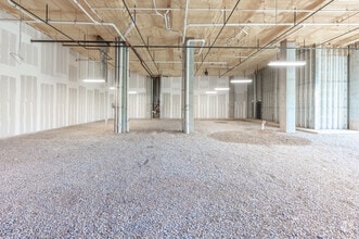 6405 Rex Ln, Alpharetta, GA à louer Photo intérieure– Image 2 sur 12