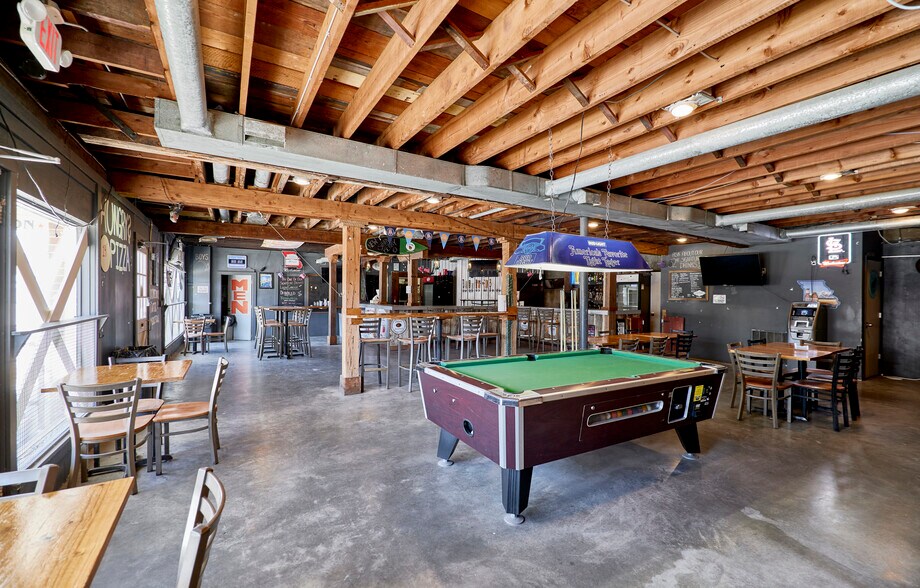 113 W 5th St, Hermann, MO à vendre - Photo de l’immeuble – Image 1 sur 19