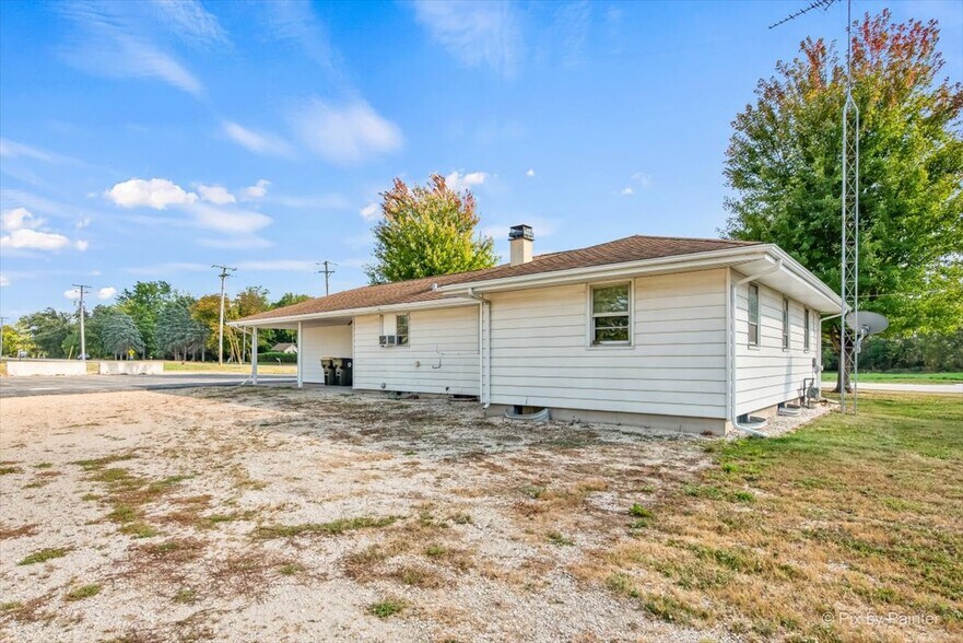 124 E Oak Knoll Dr, Hampshire, IL à vendre - Photo de l’immeuble – Image 3 sur 32