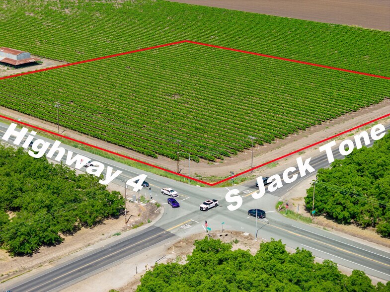 2850 Jack Tone rd, Stockton, CA à vendre - Photo de l’immeuble – Image 1 sur 12
