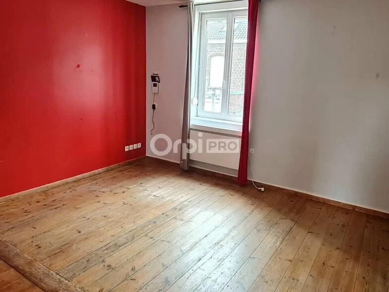 Local d’activités dans Tourcoing à louer - Photo de l’immeuble – Image 2 sur 6