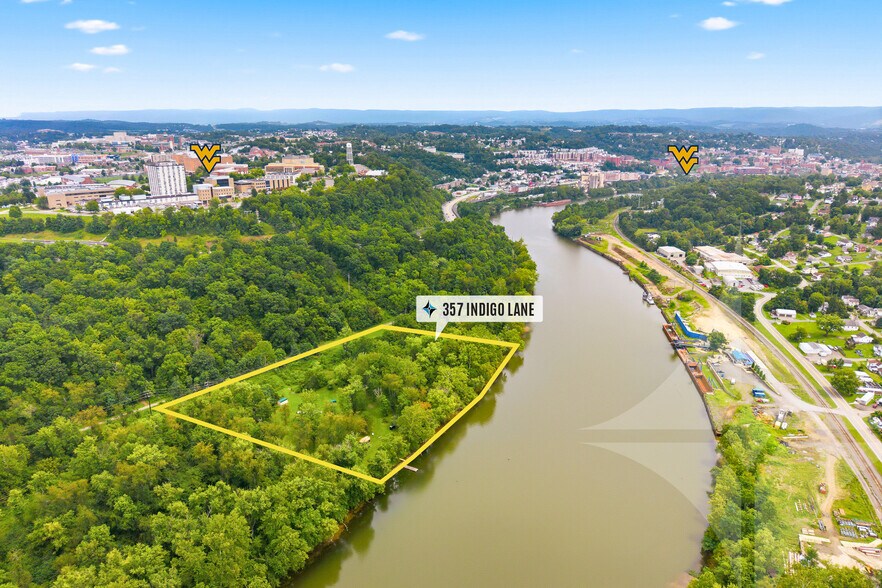 357 Indigo Ln, Morgantown, WV à vendre - Photo de l’immeuble – Image 1 sur 17