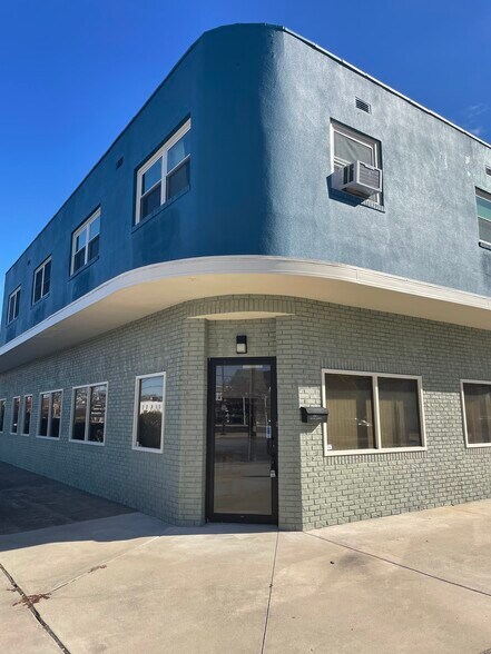100 E Broad St, Palmyra, NJ à louer - Photo de l’immeuble – Image 3 sur 19