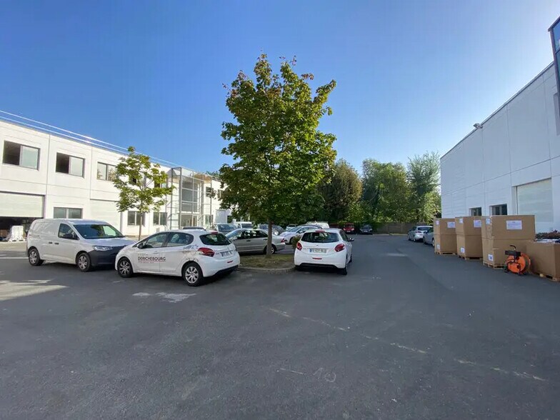 112 Quai De Bezons, Argenteuil à louer - Photo de l’immeuble – Image 2 sur 4
