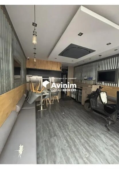 Local commercial dans Levallois-Perret à louer - Photo de l’immeuble – Image 2 sur 6