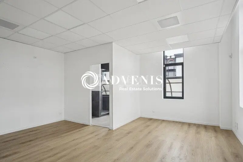 Bureau dans Bailly-Romainvilliers à louer - Photo de l’immeuble – Image 3 sur 12