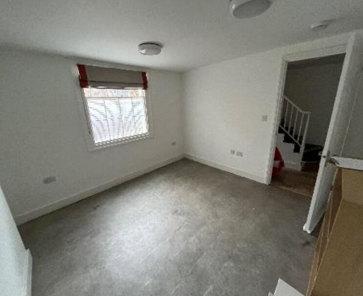 10 Prestbury Rd, Cheltenham à louer Photo intérieure– Image 1 sur 3