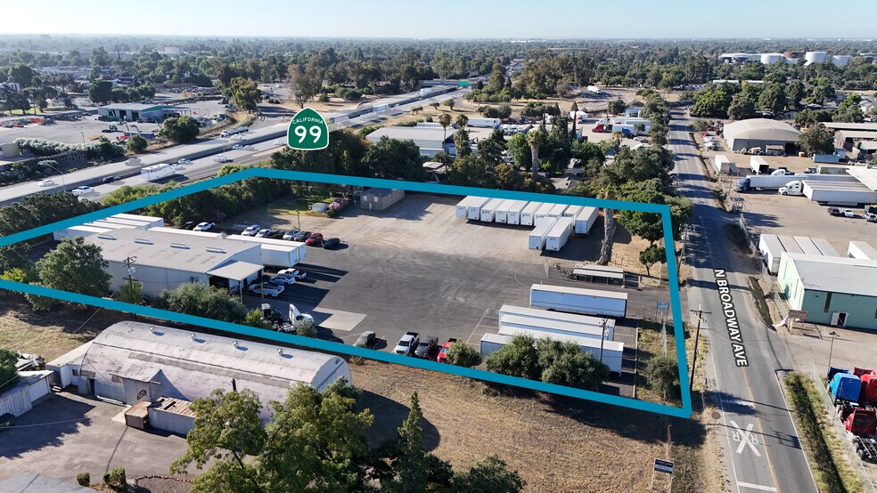 1002 N Broadway Ave, Stockton, CA à vendre - Photo de l’immeuble – Image 1 sur 3