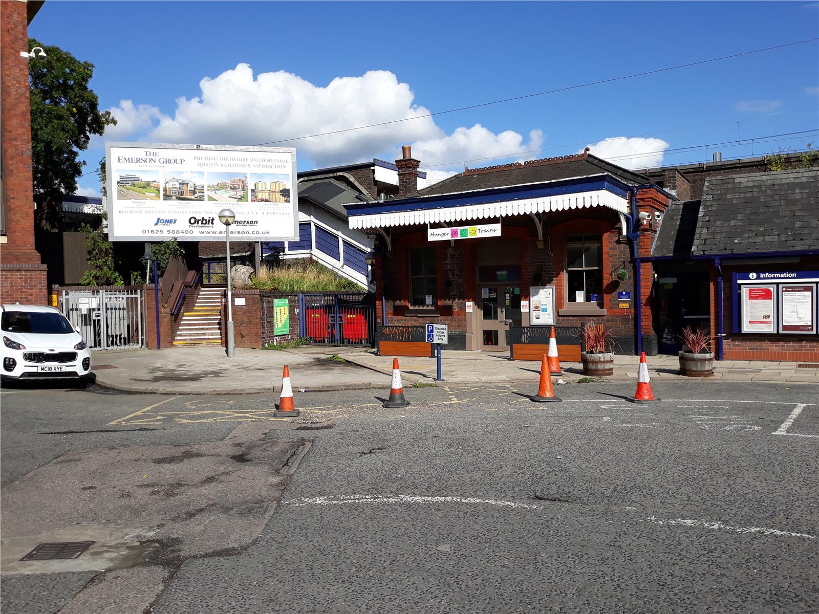 Station Rd, Wilmslow à louer Photo de l’immeuble– Image 1 sur 9