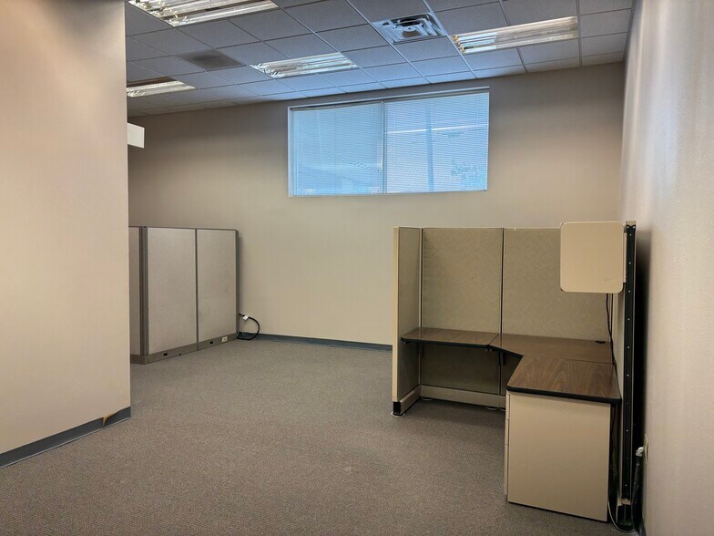 2343 N Main St, Pearland, TX à louer - Photo de l’immeuble – Image 2 sur 15