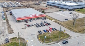 Plus de détails pour 1344 Dundas St, Woodstock, ON - Local commercial à vendre