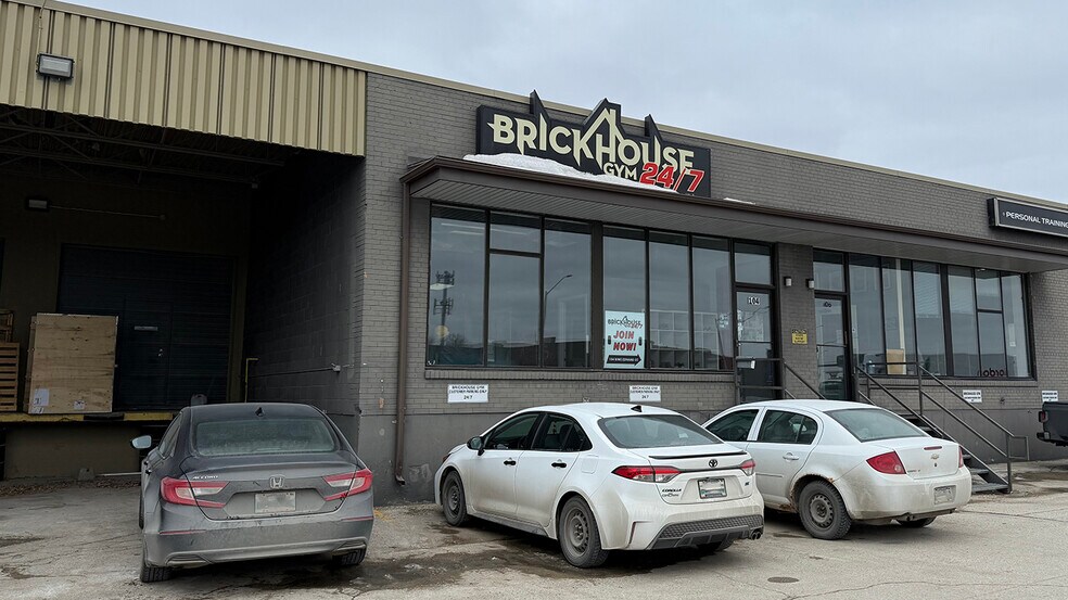 104 King Edward St E, Winnipeg, MB à louer - Photo principale – Image 1 sur 3