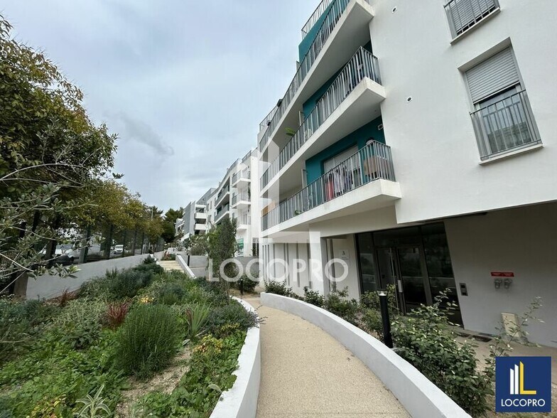 Bureau dans SOPHIA ANTIPOLIS à louer - Photo de l’immeuble – Image 2 sur 8