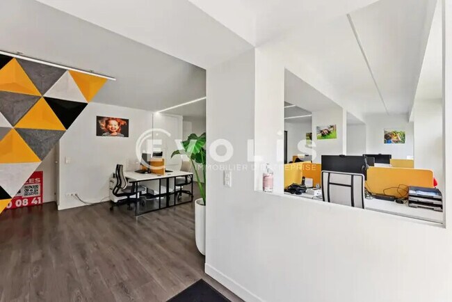 Plus de détails pour Bureau à vendre
