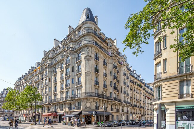 Plus de détails pour 27 Ter Boulevard Diderot, Paris - Logement à vendre