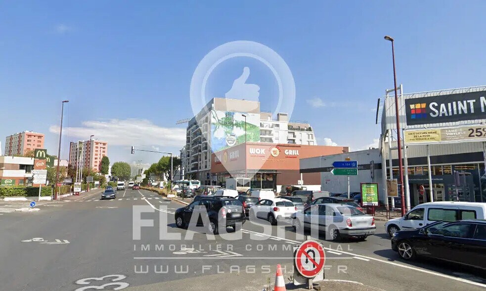 Local commercial dans Bondy à vendre - Photo de l’immeuble – Image 1 sur 1