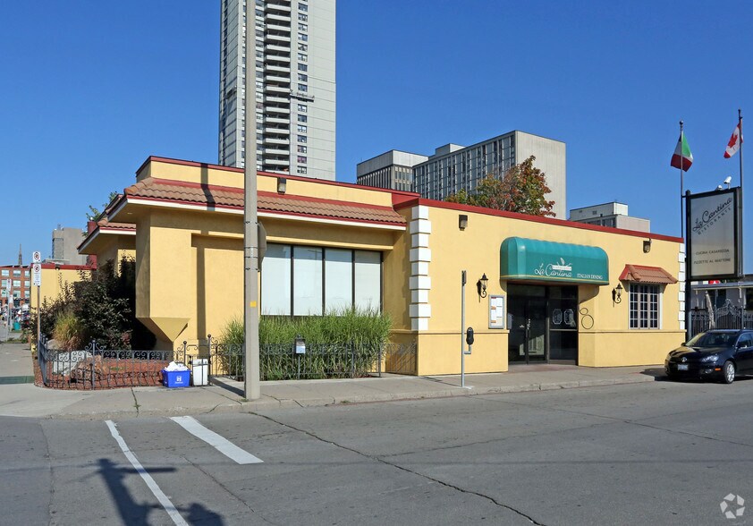 60 Walnut St S, Hamilton, ON à louer - Photo de l’immeuble – Image 3 sur 5