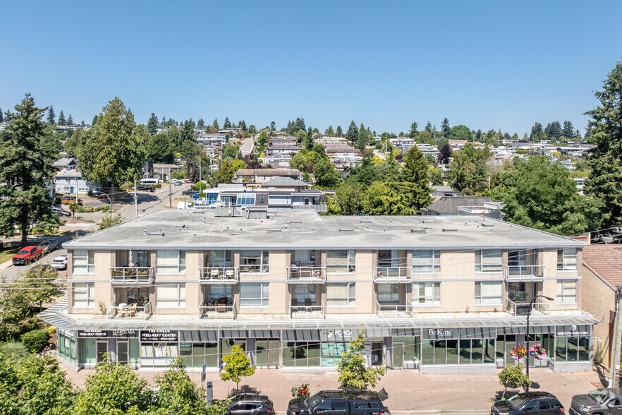 15777 Marine Dr, White Rock, BC à louer - Photo de l’immeuble – Image 2 sur 3