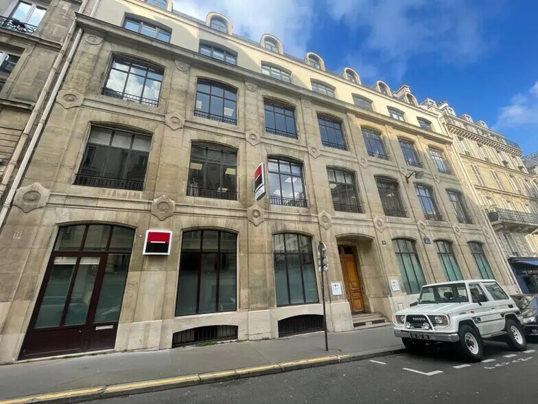 Bureau dans Paris à louer - Photo de l’immeuble – Image 1 sur 3