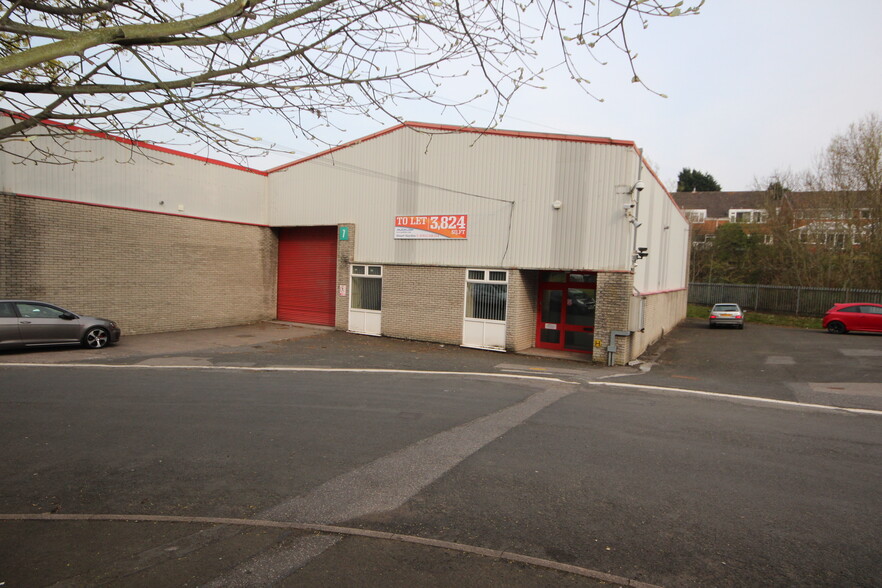 Shenstone Trading Estate, Halesowen à louer - Photo principale – Image 1 sur 11