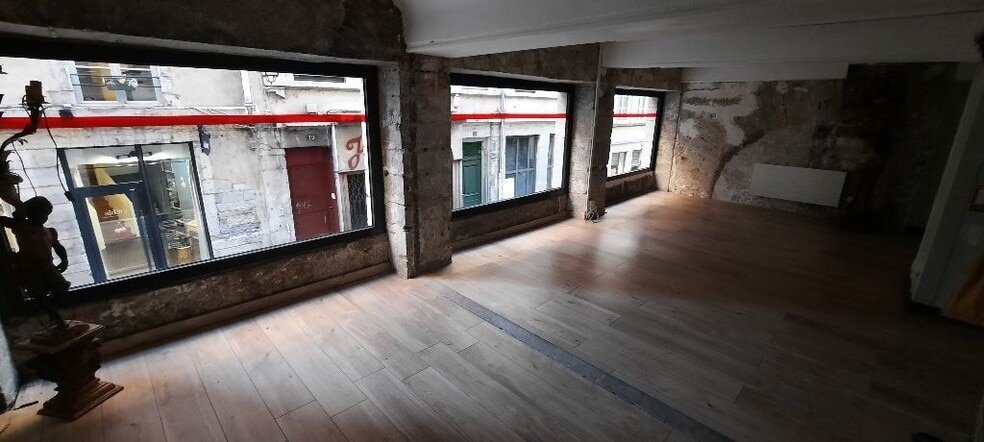 12 Rue Romarin, Lyon à louer - Photo intérieure – Image 3 sur 3