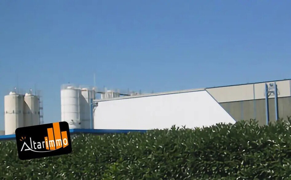Industriel/Logistique dans Auneau-Bleury-Saint-Symphorien à louer - Photo de l’immeuble – Image 2 sur 6
