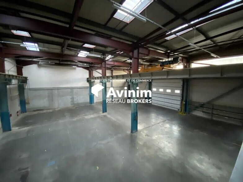 Local d’activités dans SAINT-MARTIN-D'HERES à louer - Photo intérieure – Image 1 sur 10