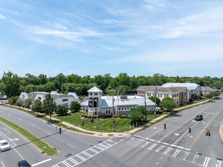 8430 Rea Rd, Charlotte, NC à louer - Aérien – Image 2 sur 11