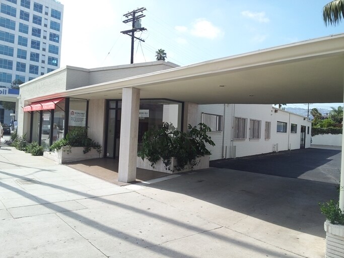 8549 Wilshire Blvd, Beverly Hills, CA à louer - Photo de l’immeuble – Image 3 sur 16