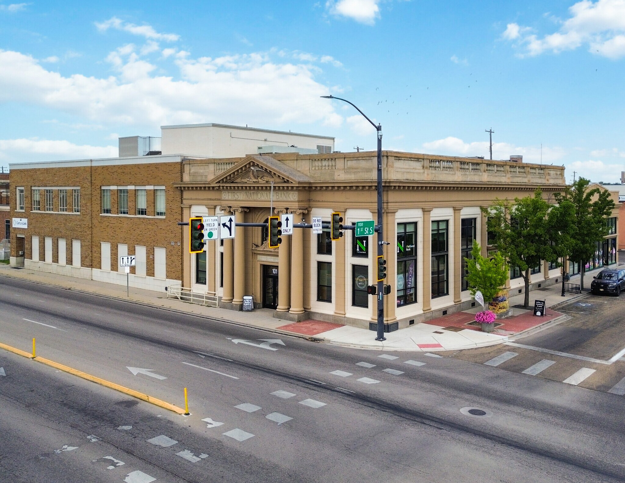 101 11th Ave S, Nampa, ID à vendre Photo principale– Image 1 sur 8