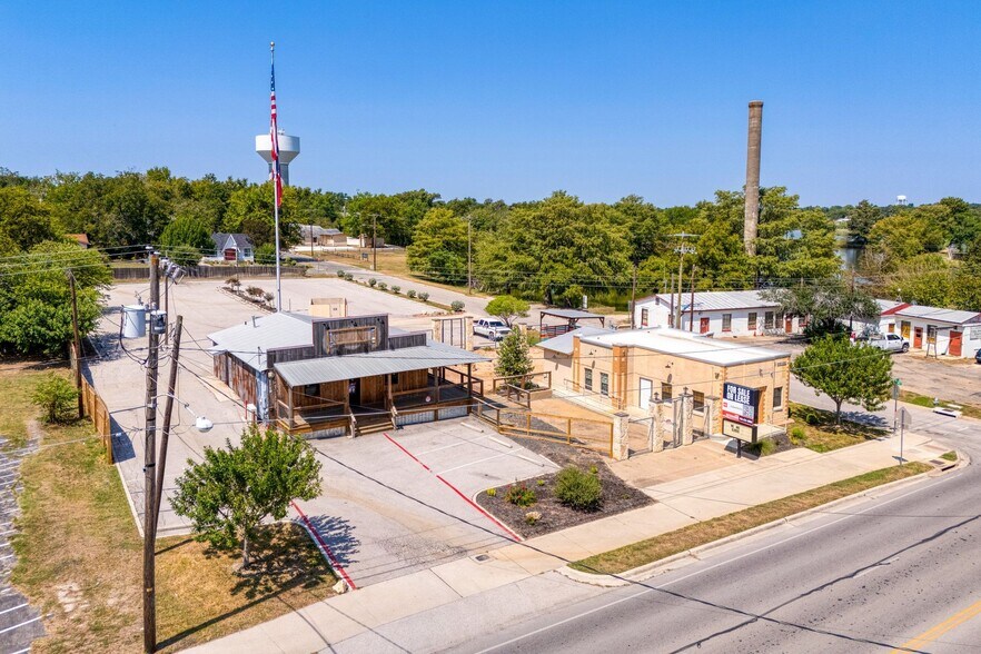 1119 N Main St, Taylor, TX à vendre - Photo de l’immeuble – Image 3 sur 30