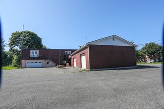 Plus de détails pour 185 Columbia St, Adams, MA - Local d'activités à louer