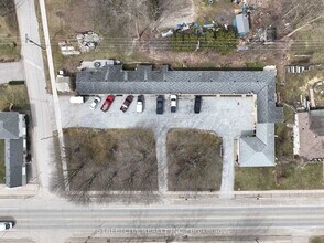 1812 Longwoods rd, Southwest Middlesex, ON - VUE AÉRIENNE  vue de carte - Image1